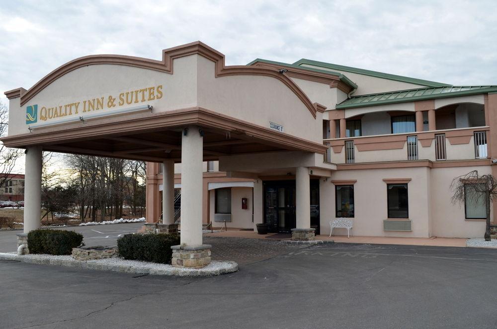 Comfort Inn & Suites Quakertown Exterior foto