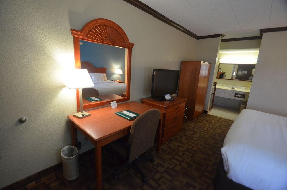 Comfort Inn & Suites Quakertown Exterior foto
