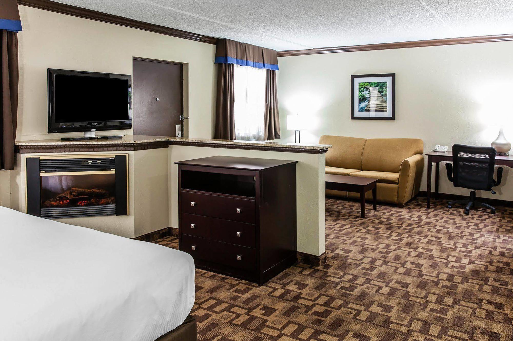 Comfort Inn & Suites Quakertown Exterior foto